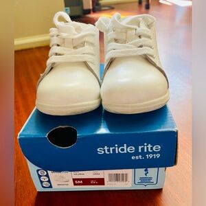 Stride Rite Baby Kids Toddler Elliot Sneaker - Sz 5